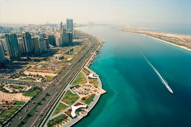 Abu Dhabi (fonte: visitabudhabi.ae)